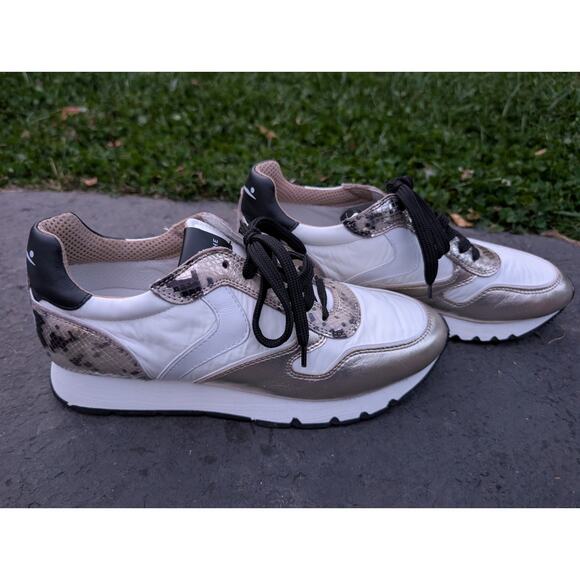 Voile Blanch Julia Metallic Goatskin Sneakers Sz 40 Animal Print Platinum White - Picture 1 of 7
